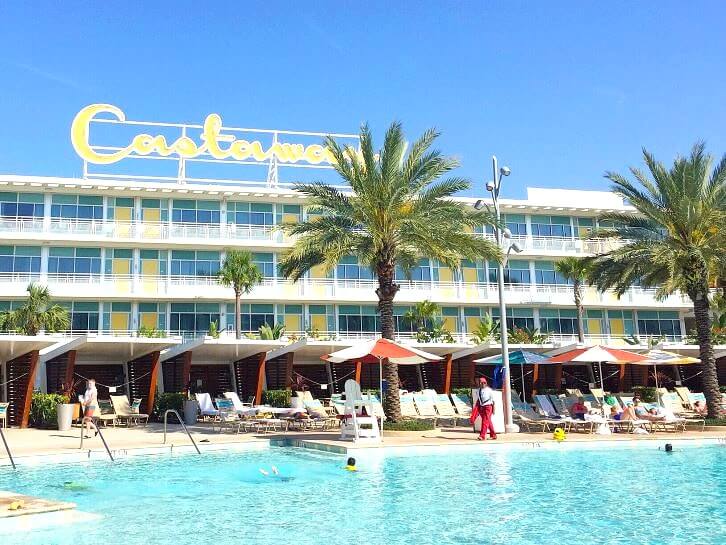 cabana bay beach resort courtyard