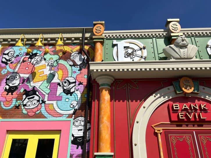 colorful murals at universal studios minion land