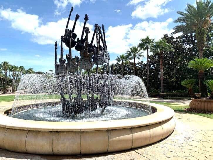 entrance to hard rock hotel at universal fountain