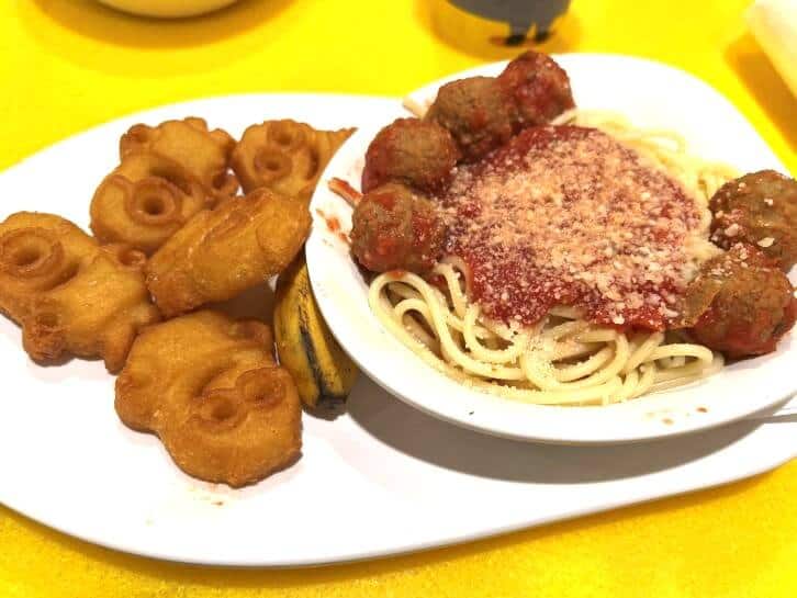 kids meal at minion cafe universal studios florida