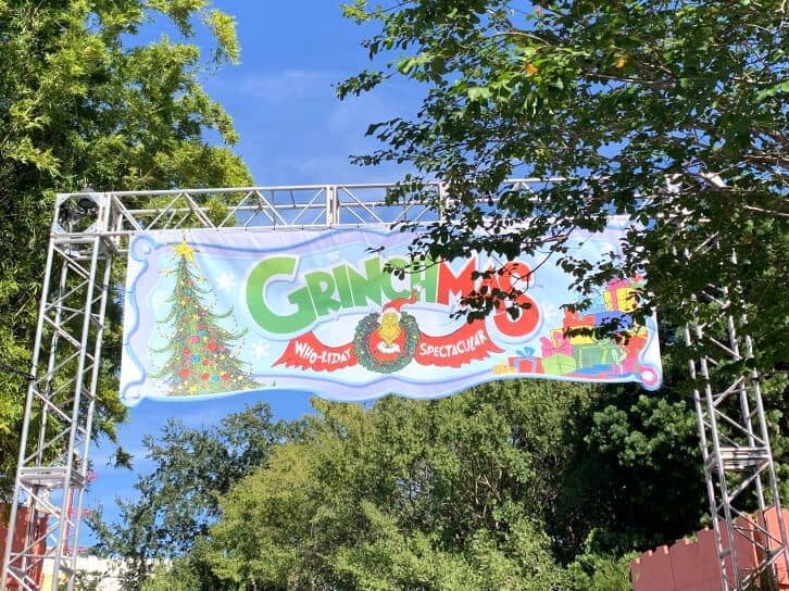 grinchmas show sign at seuss landing