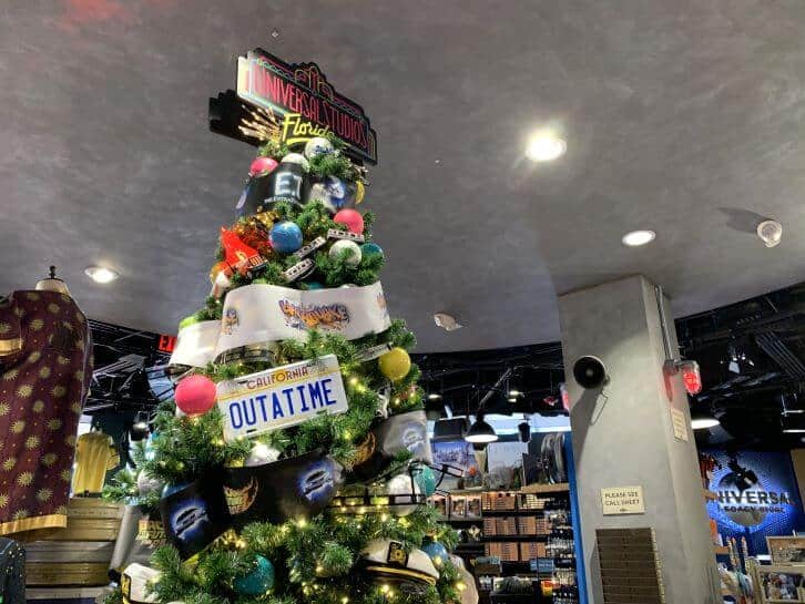 holiday tree hunt at universal orlando