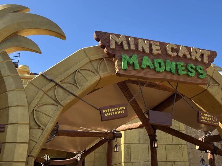 mine cart madness at epic universe