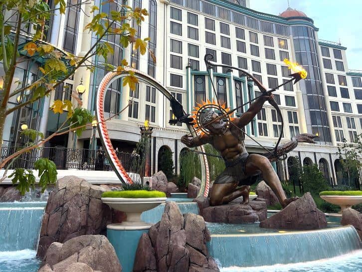 helios grand hotel entrance from epic universe