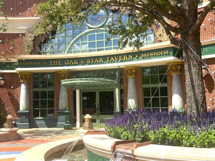 oak and star tavern at epic universe