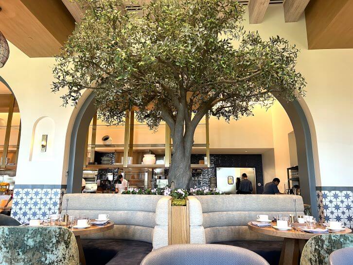 inside flora taverna at helios grand universal