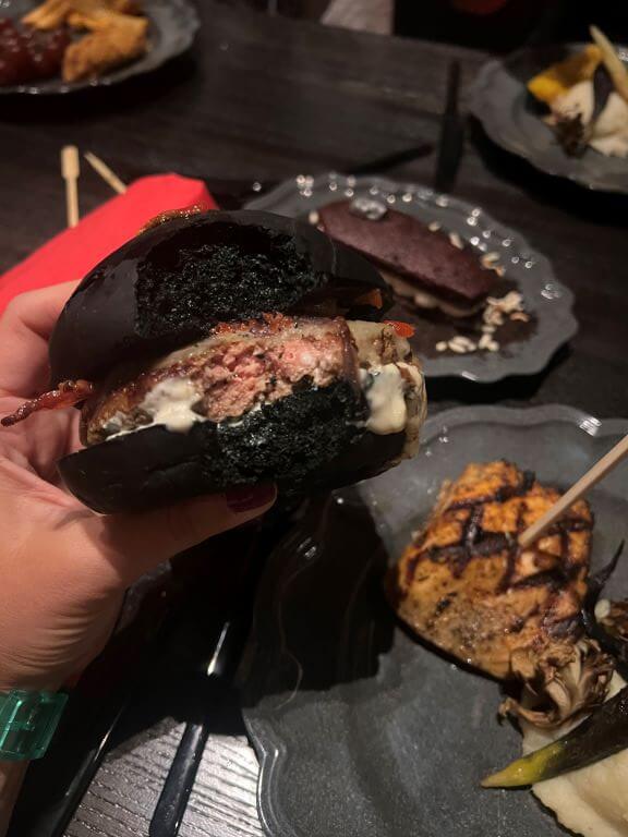 dining at das stakehaus at epic universe