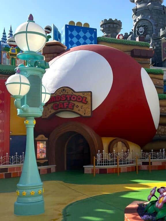 exterior toadstool cafe at epic universe