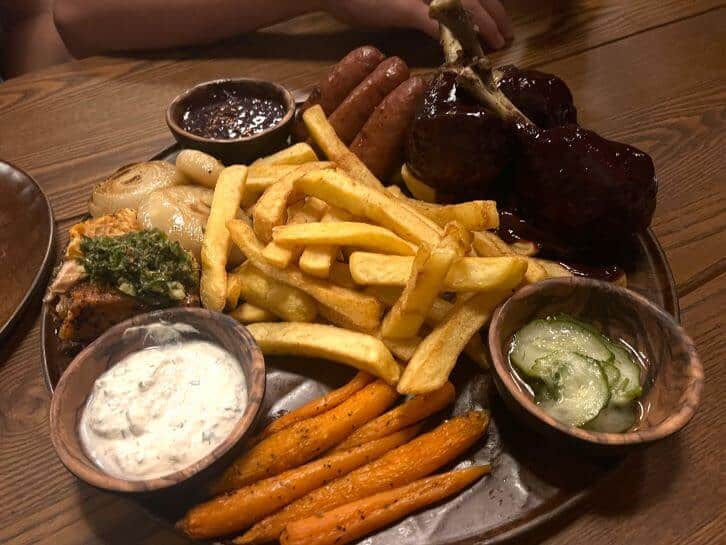 platter at mead hall epic universe